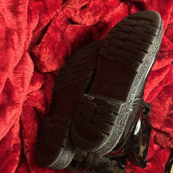 Claudine. - Picture 4 of 5